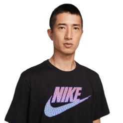 Nike T-Shirt - Men's