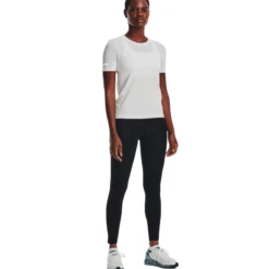 Under Armour Seamless Stride Short-Sleeve - Women's